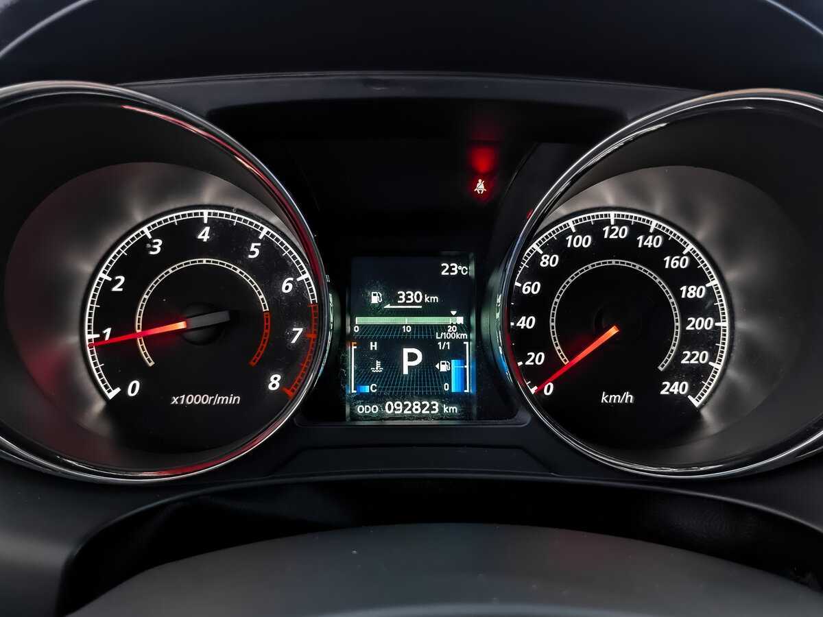 Mitsubishi ASX, 2014 - Фото №10