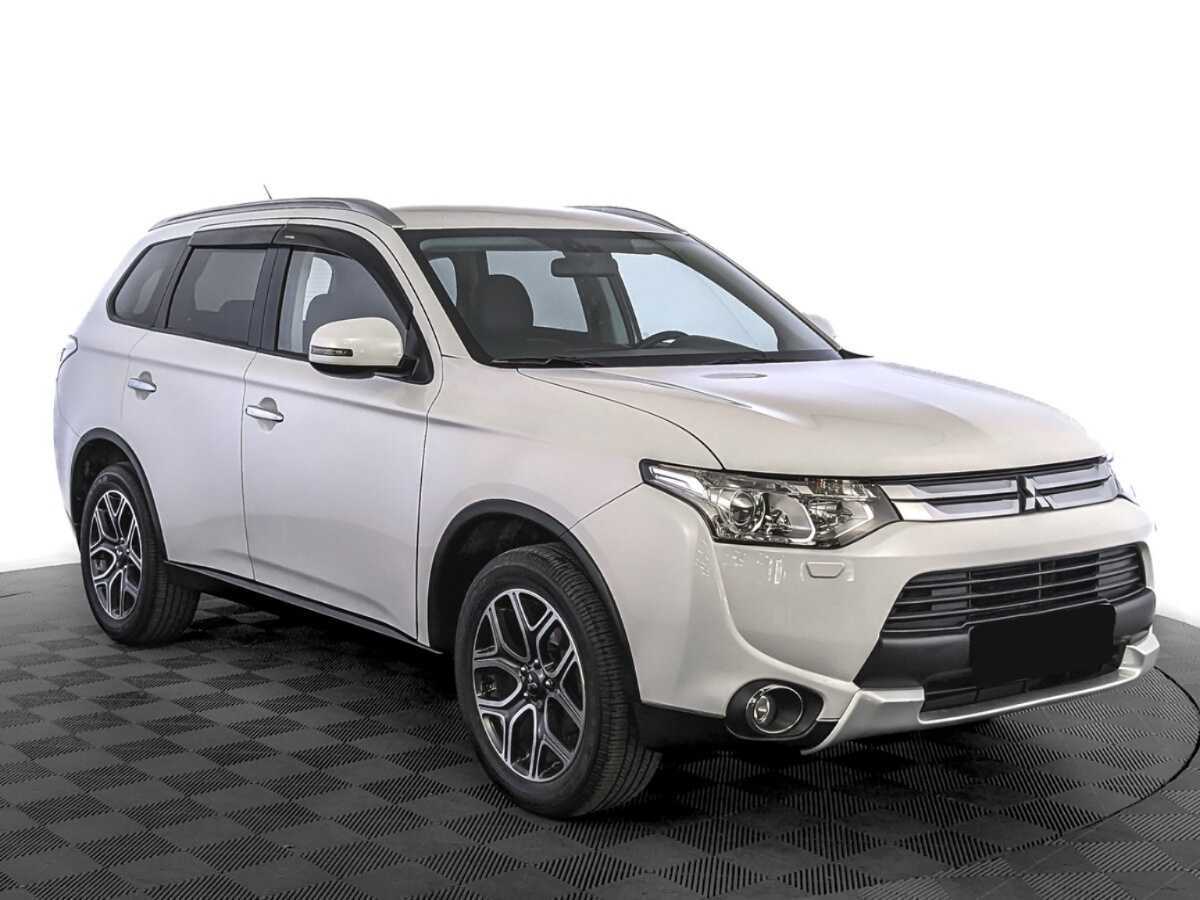 Mitsubishi Outlander, 2014 - Фото №2