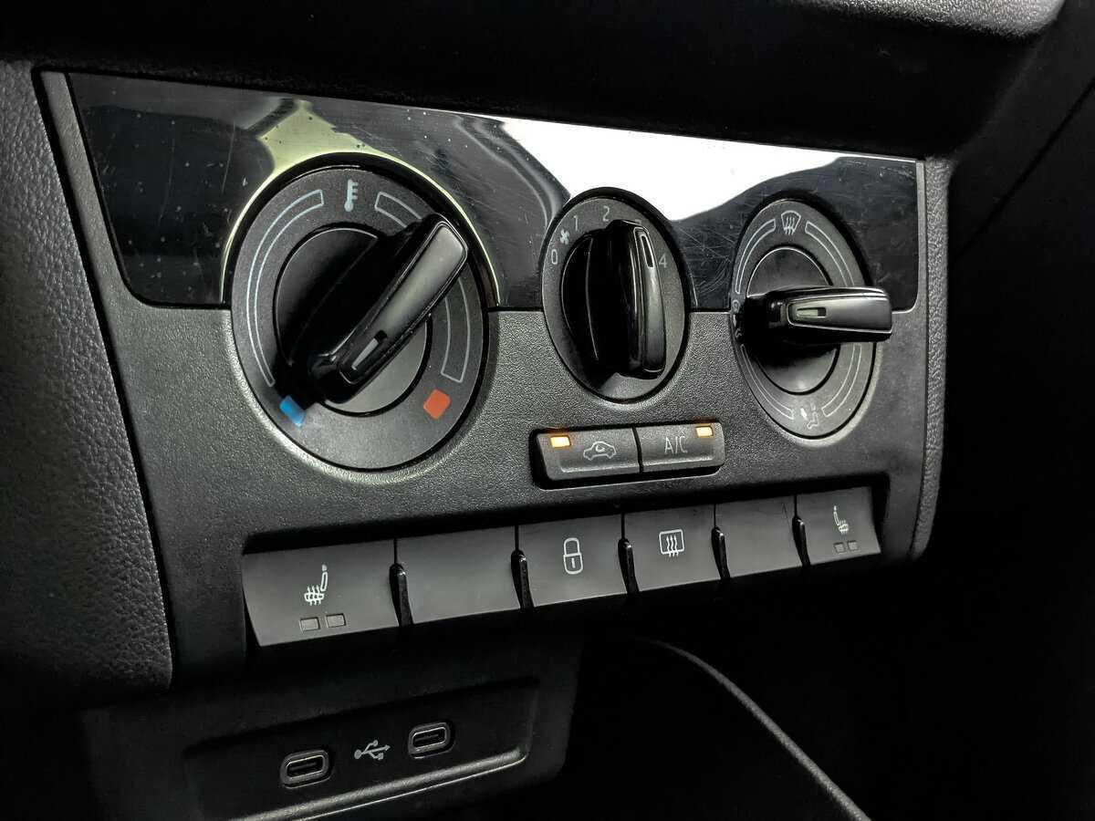 Volkswagen Polo, 2020 - Фото №16