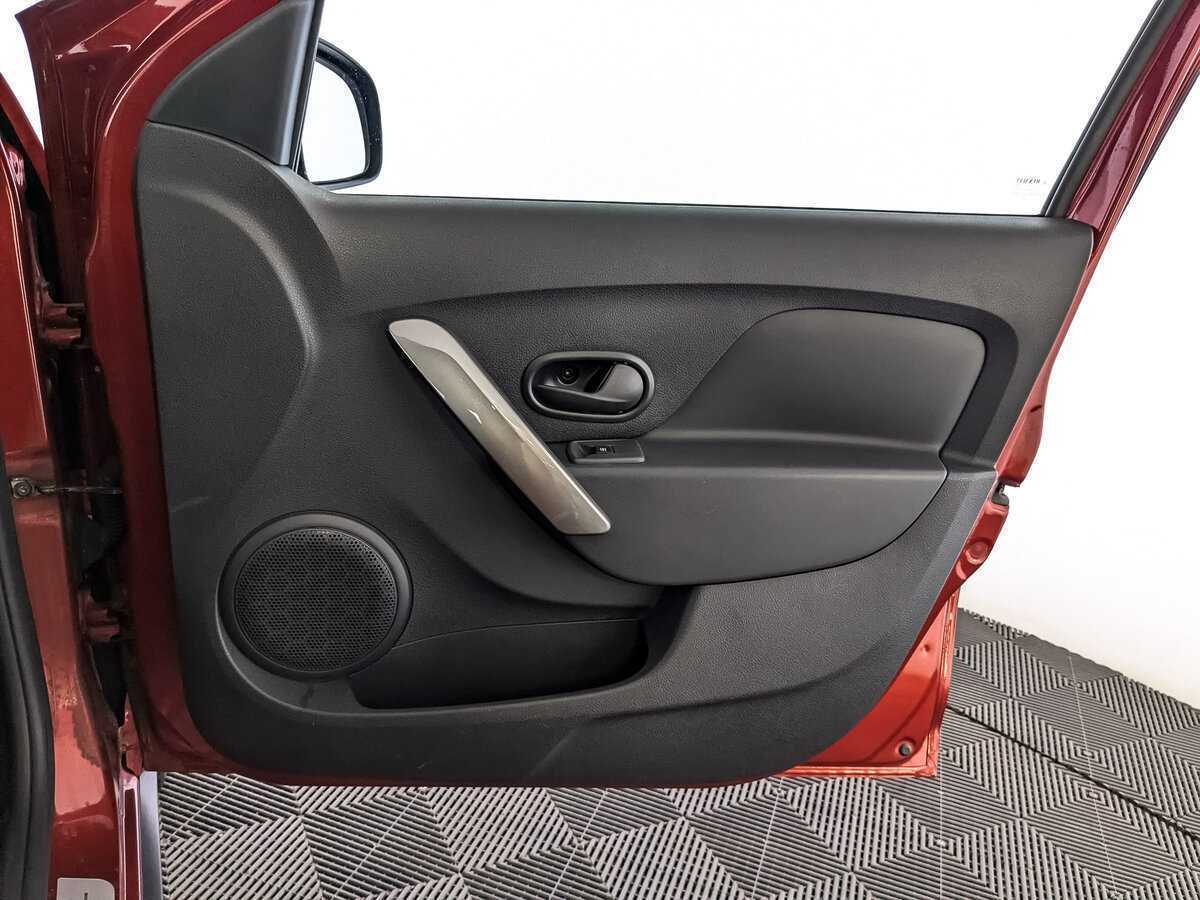 Renault Logan, 2019 - Фото №19