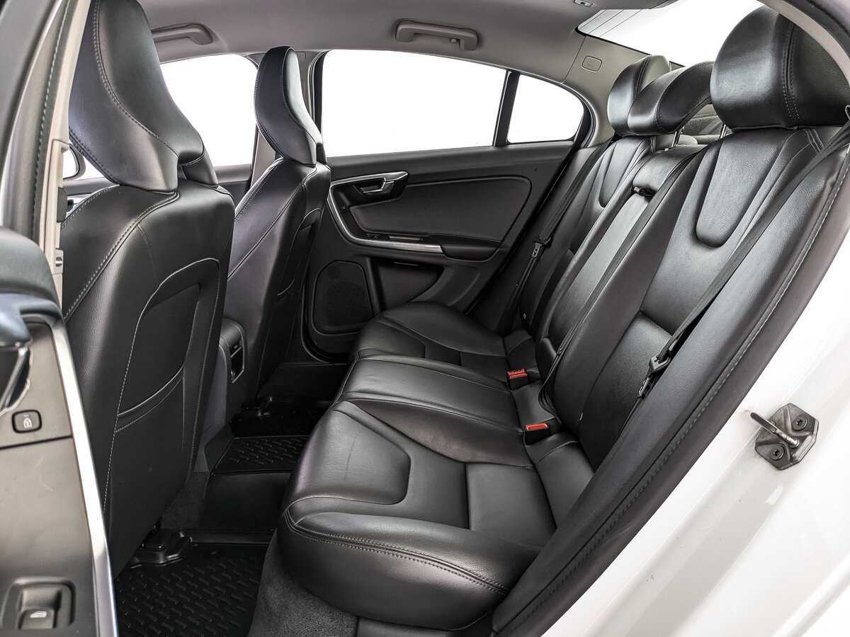 Volvo S60, 2016 - Фото №13
