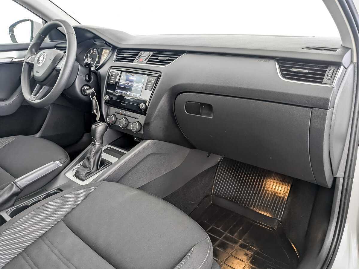 Skoda Octavia, 2017 - Фото №8