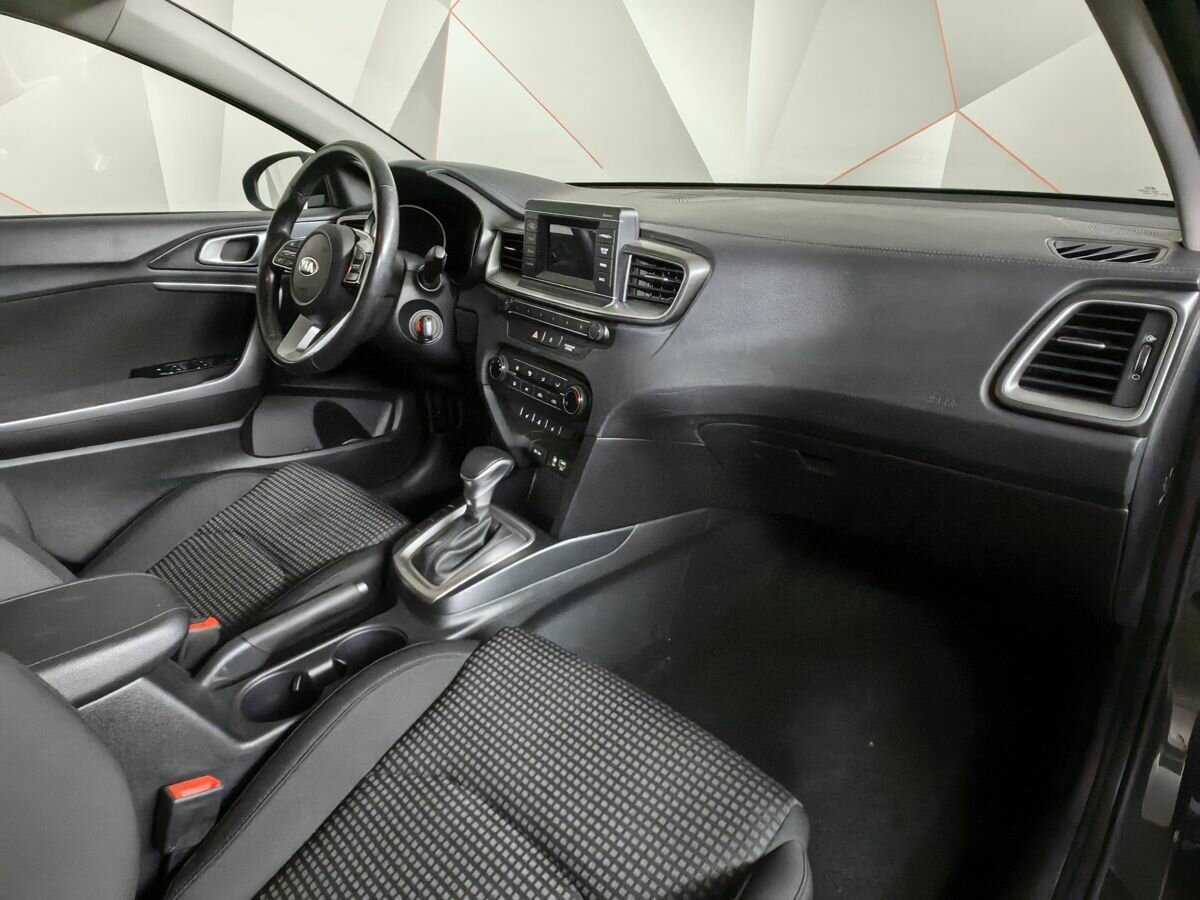 Kia Ceed, 2018 - Фото №8