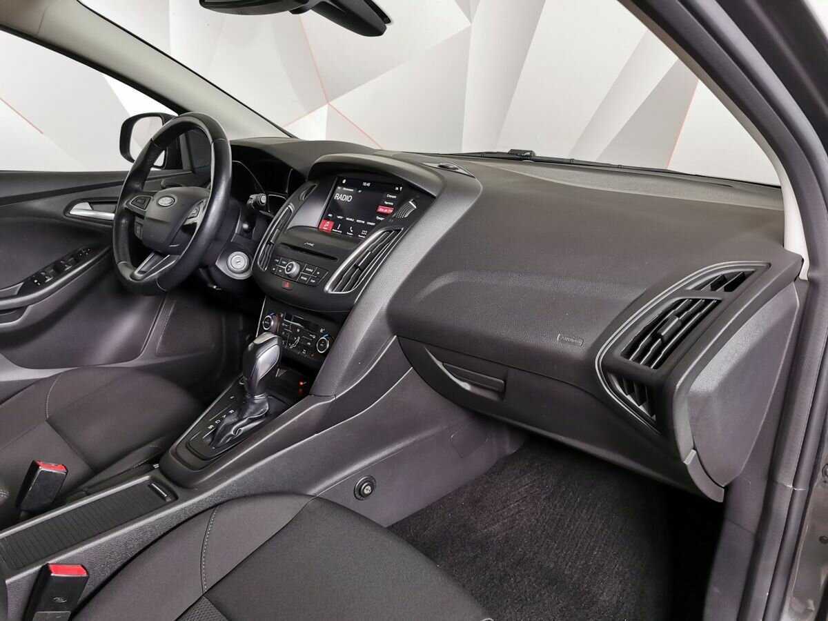 Ford Focus, 2019 - Фото №8