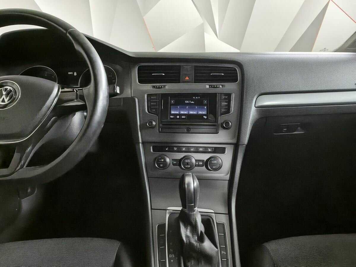 Volkswagen Golf, 2013 - Фото №10