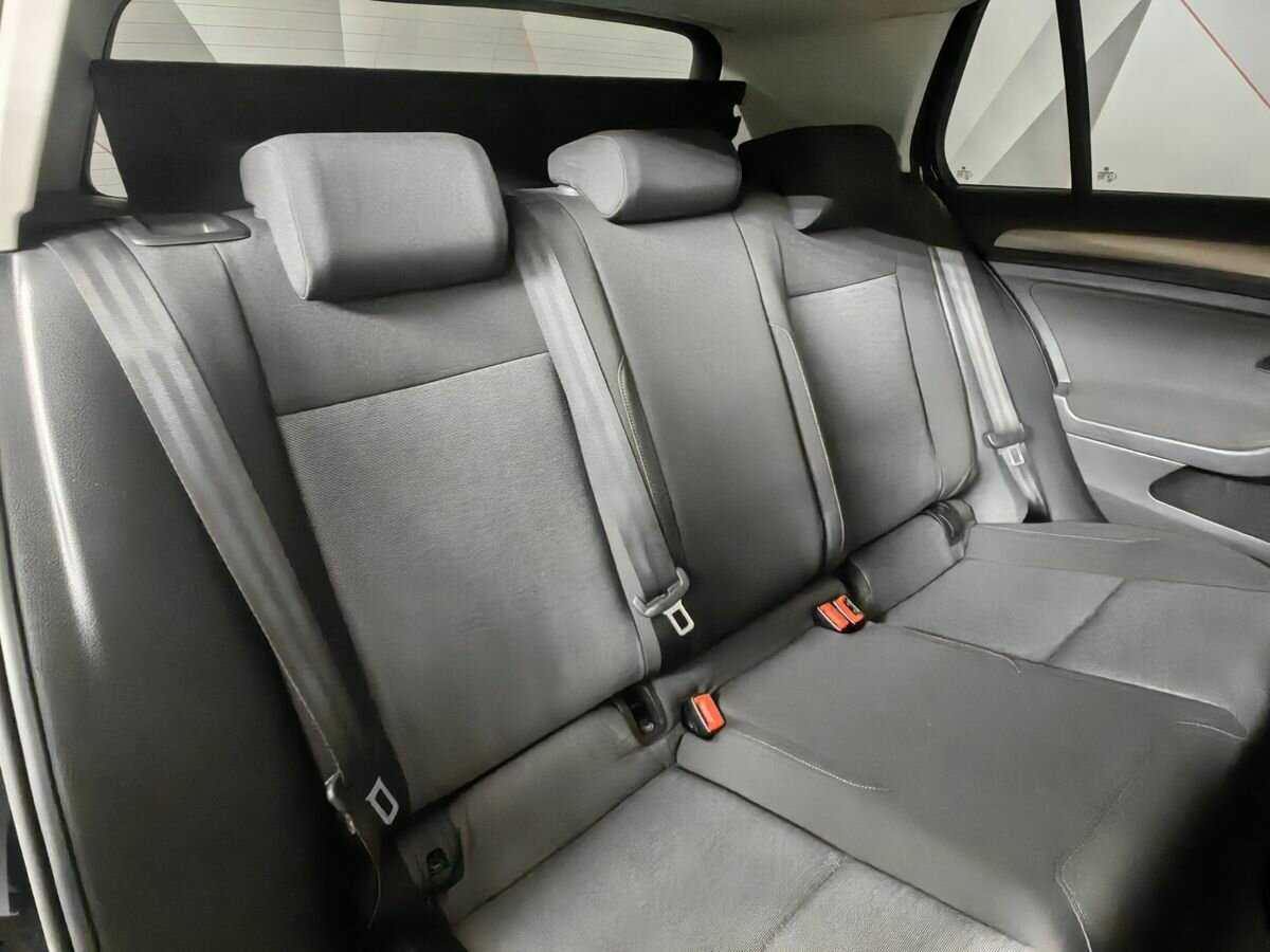 Volkswagen Golf, 2013 - Фото №12