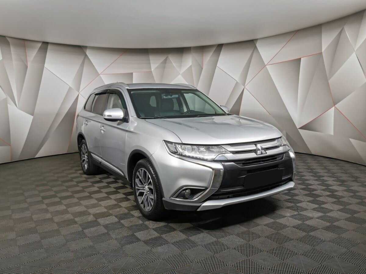 Mitsubishi Outlander, 2016 - Фото №2