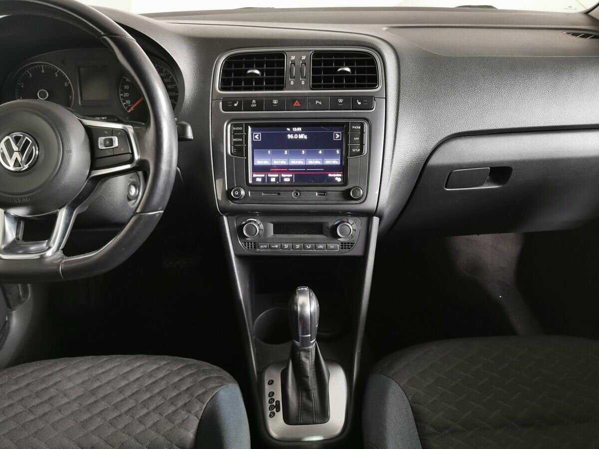 Volkswagen Polo, 2020 - Фото №10