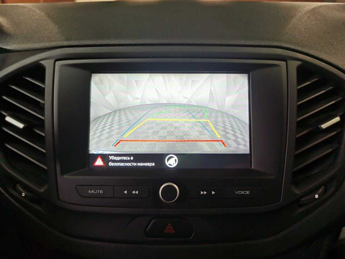 Lada (ВАЗ) Vesta SW, 2022 - Фото №14