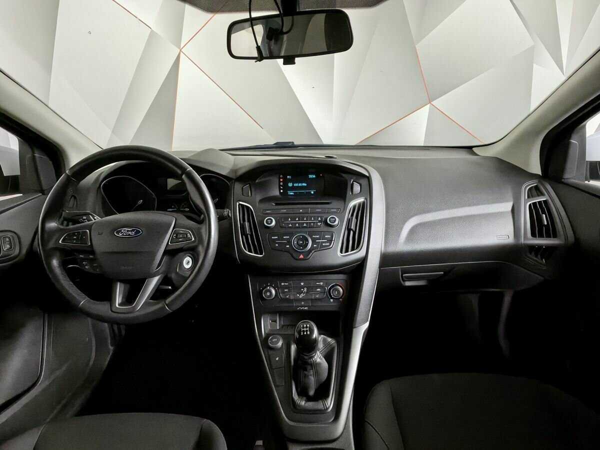 Ford Focus, 2019 - Фото №9