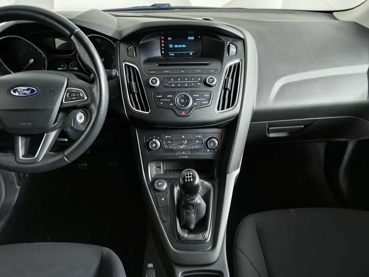 Ford Focus, 2019 - Фото №10
