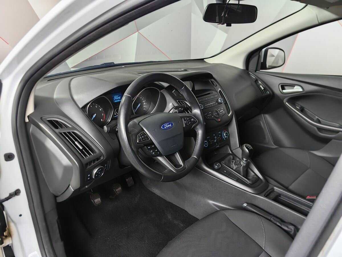 Ford Focus, 2019 - Фото №13