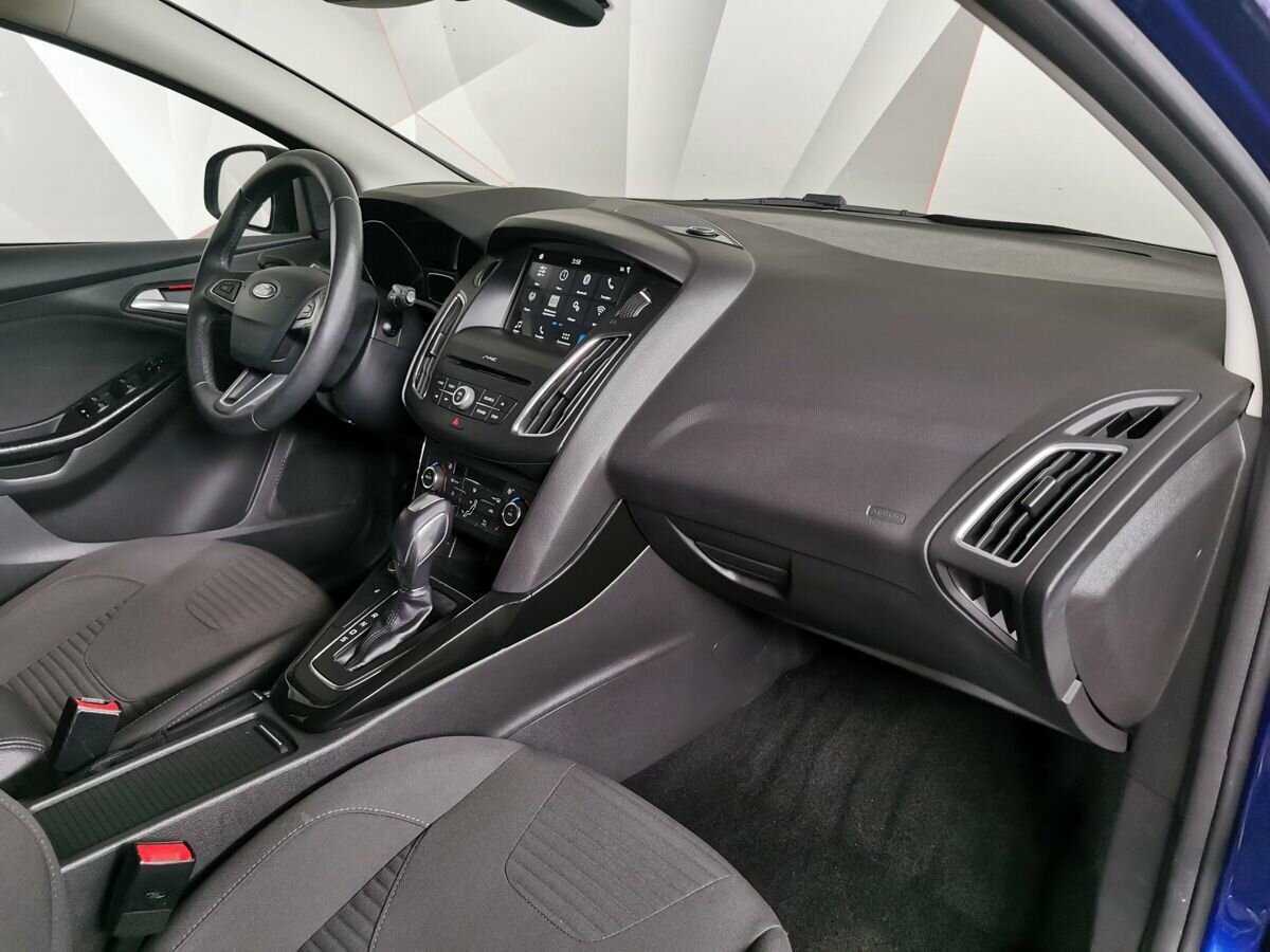 Ford Focus, 2018 - Фото №8