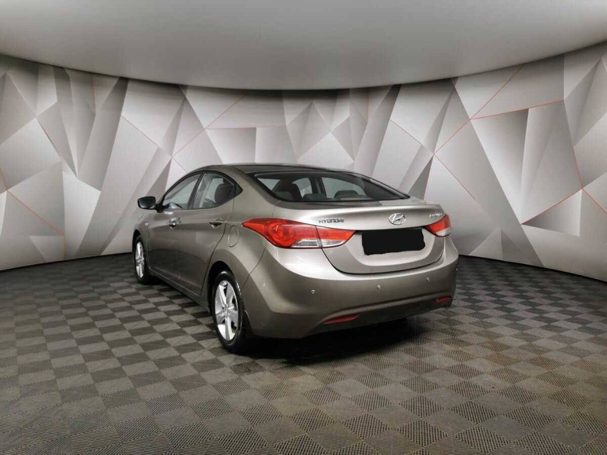 Hyundai Elantra, 2012 - Фото №3