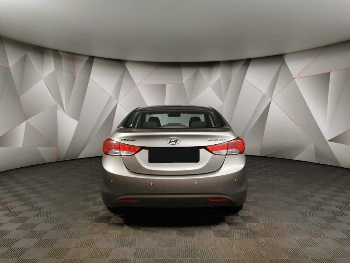 Hyundai Elantra, 2012 - Фото №7