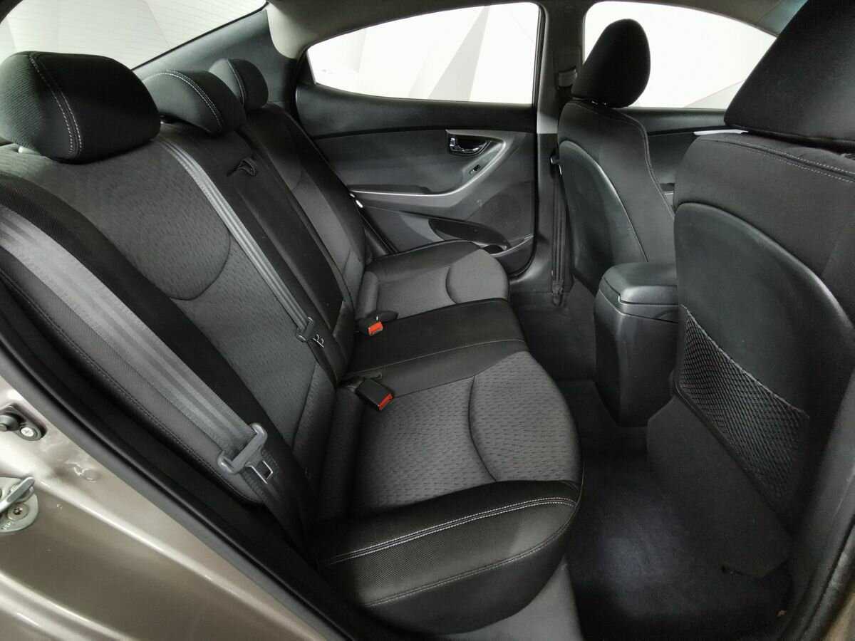 Hyundai Elantra, 2012 - Фото №11