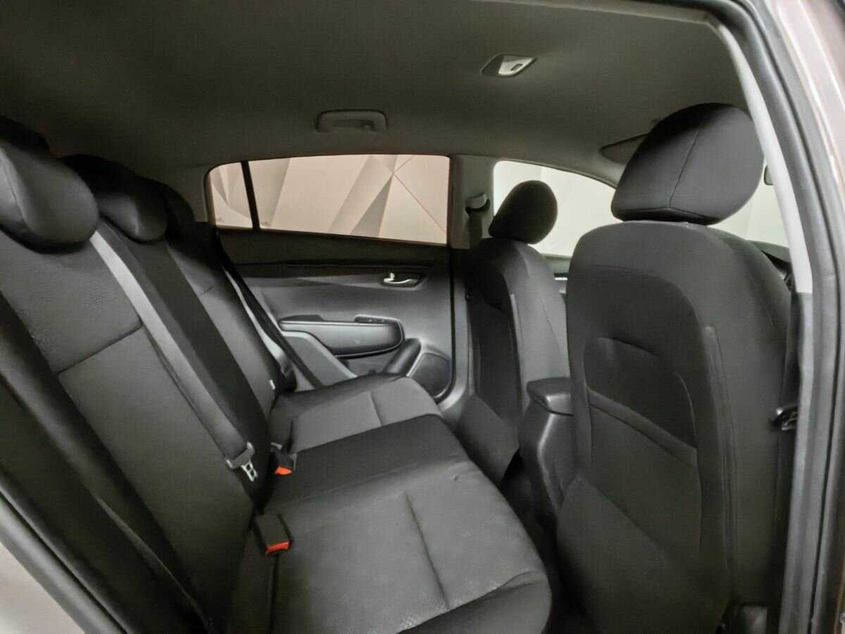 Kia Rio X-Line, 2019 - Фото №11