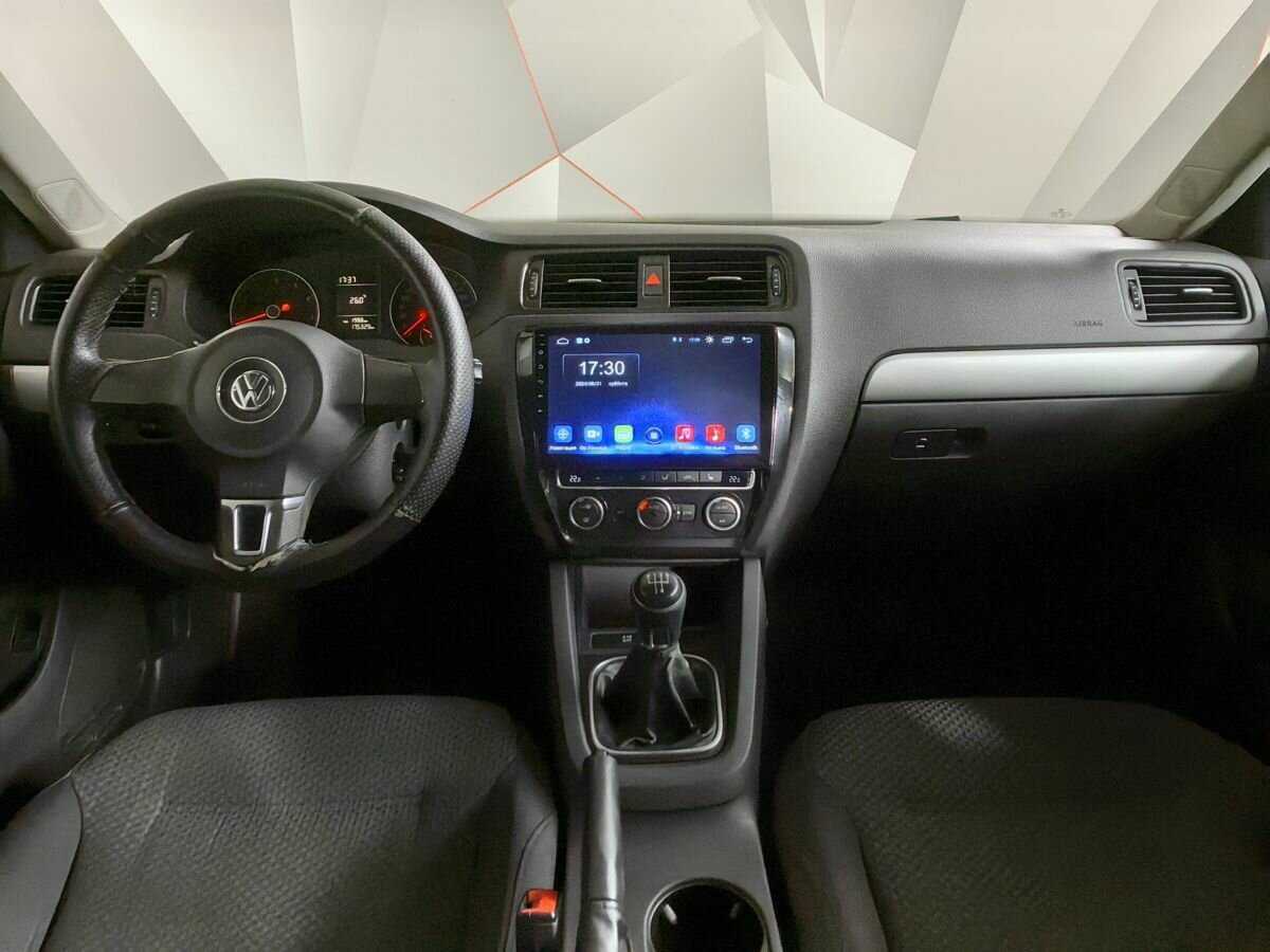 Volkswagen Jetta, 2012 - Фото №9