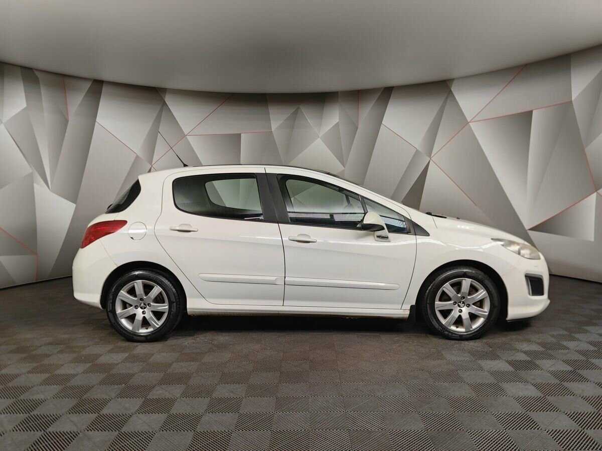 Peugeot 308, 2012 - Фото №5
