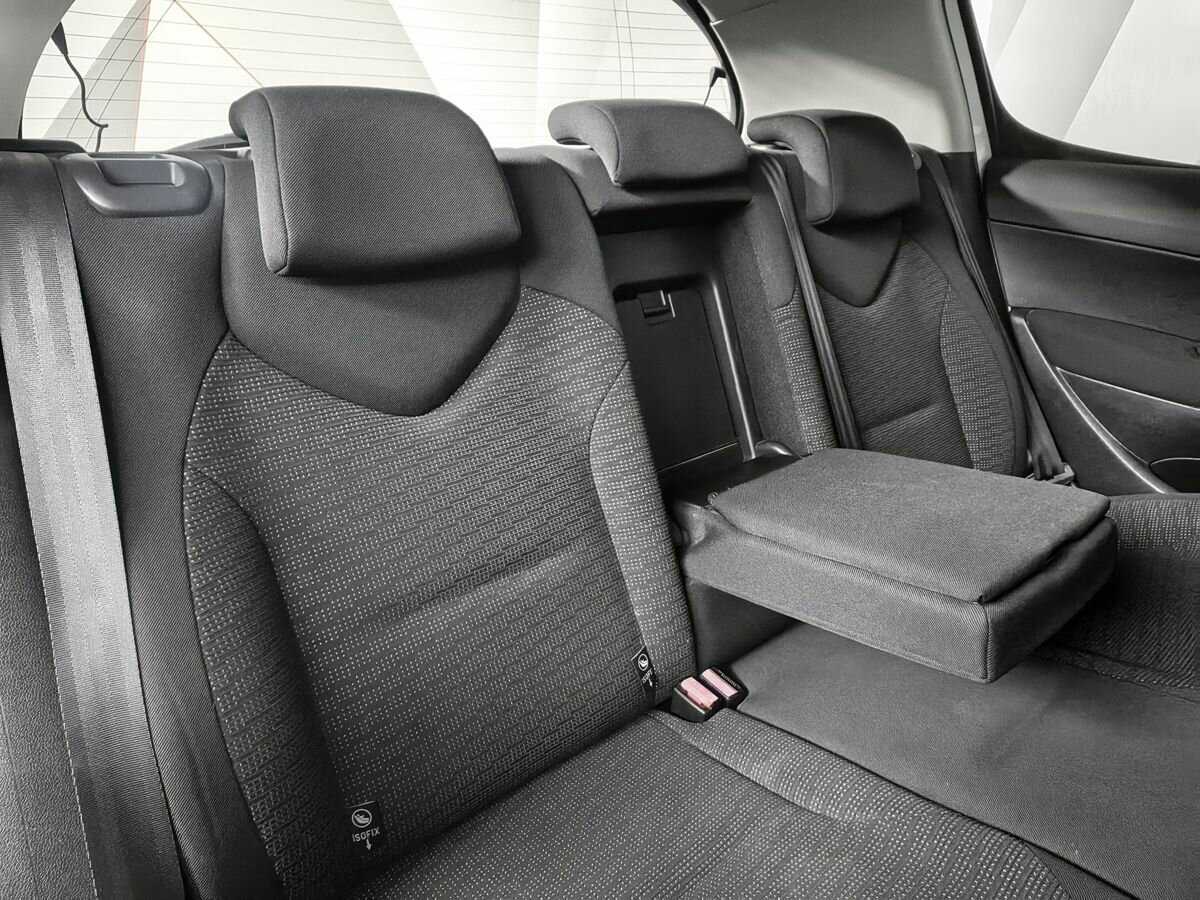 Peugeot 308, 2012 - Фото №11