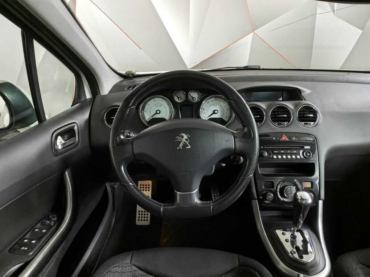 Peugeot 308, 2012 - Фото №13
