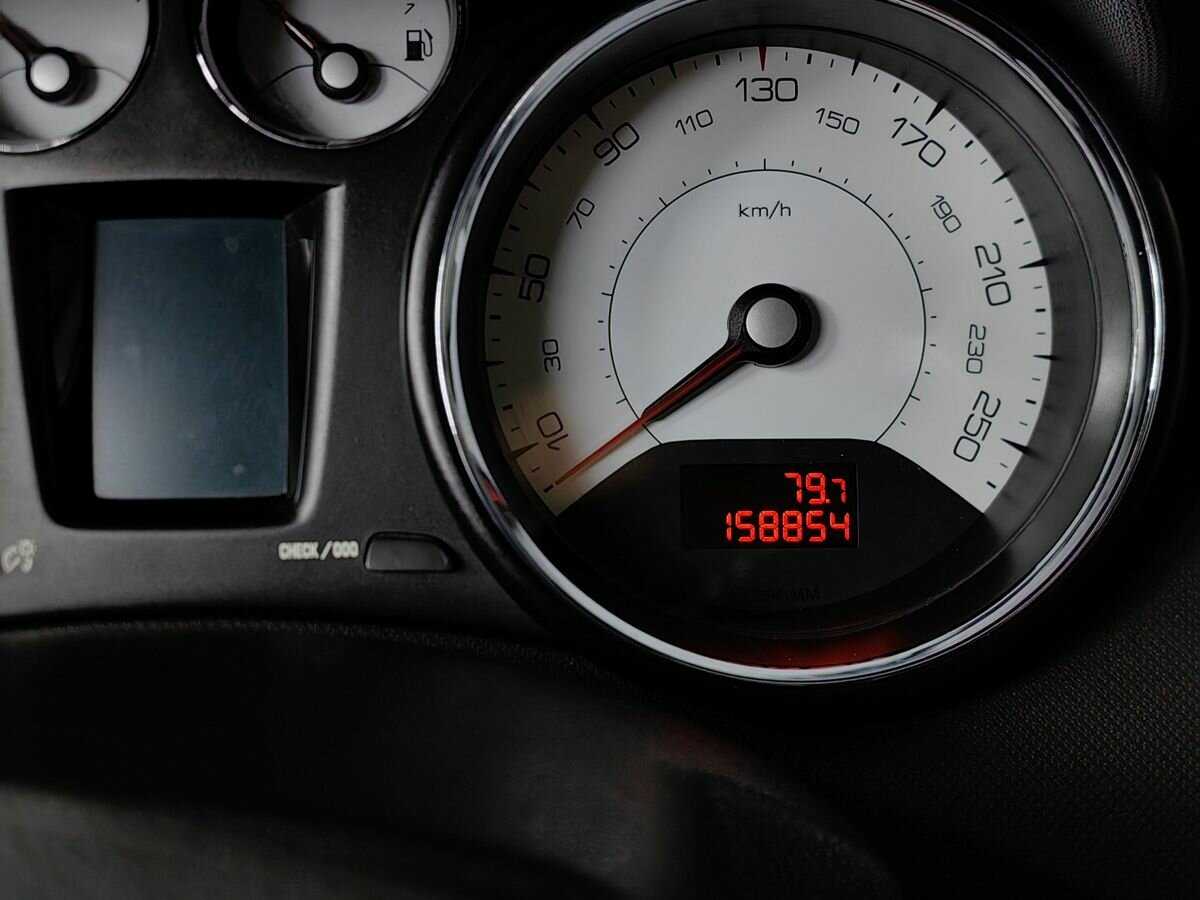 Peugeot 308, 2012 - Фото №14