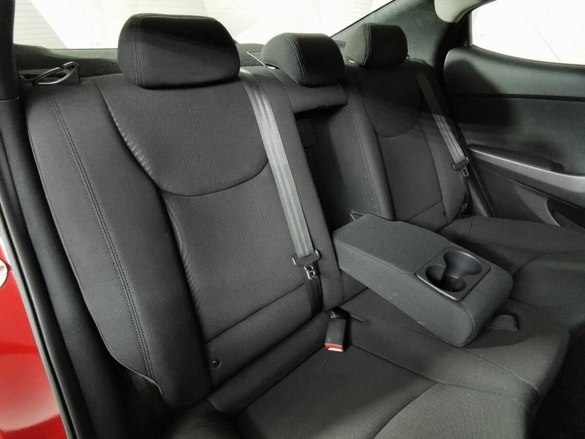 Hyundai Elantra, 2015 - Фото №12