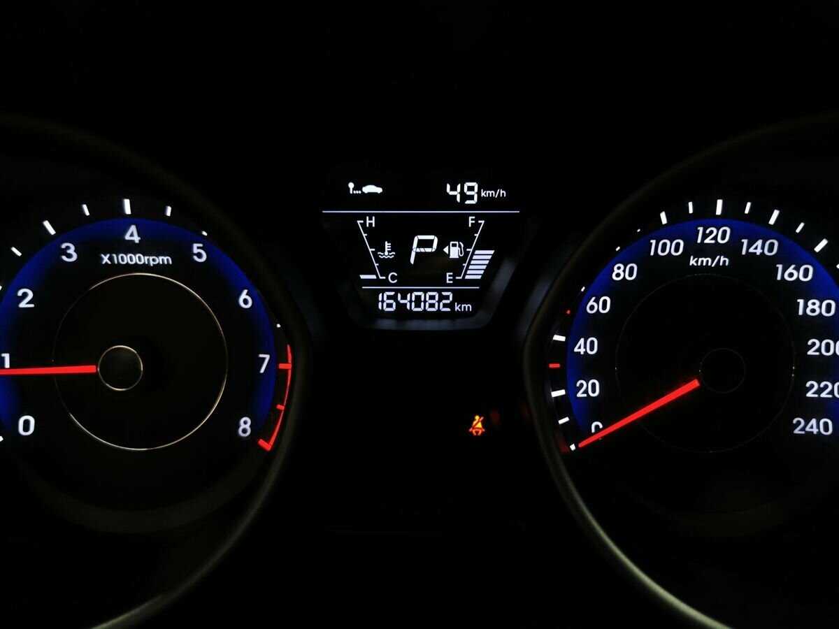 Hyundai Elantra, 2015 - Фото №15