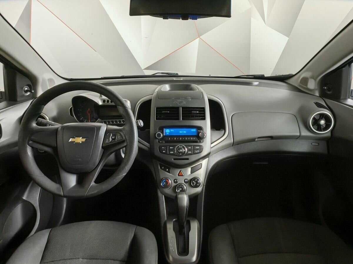 Chevrolet Aveo, 2012 - Фото №9