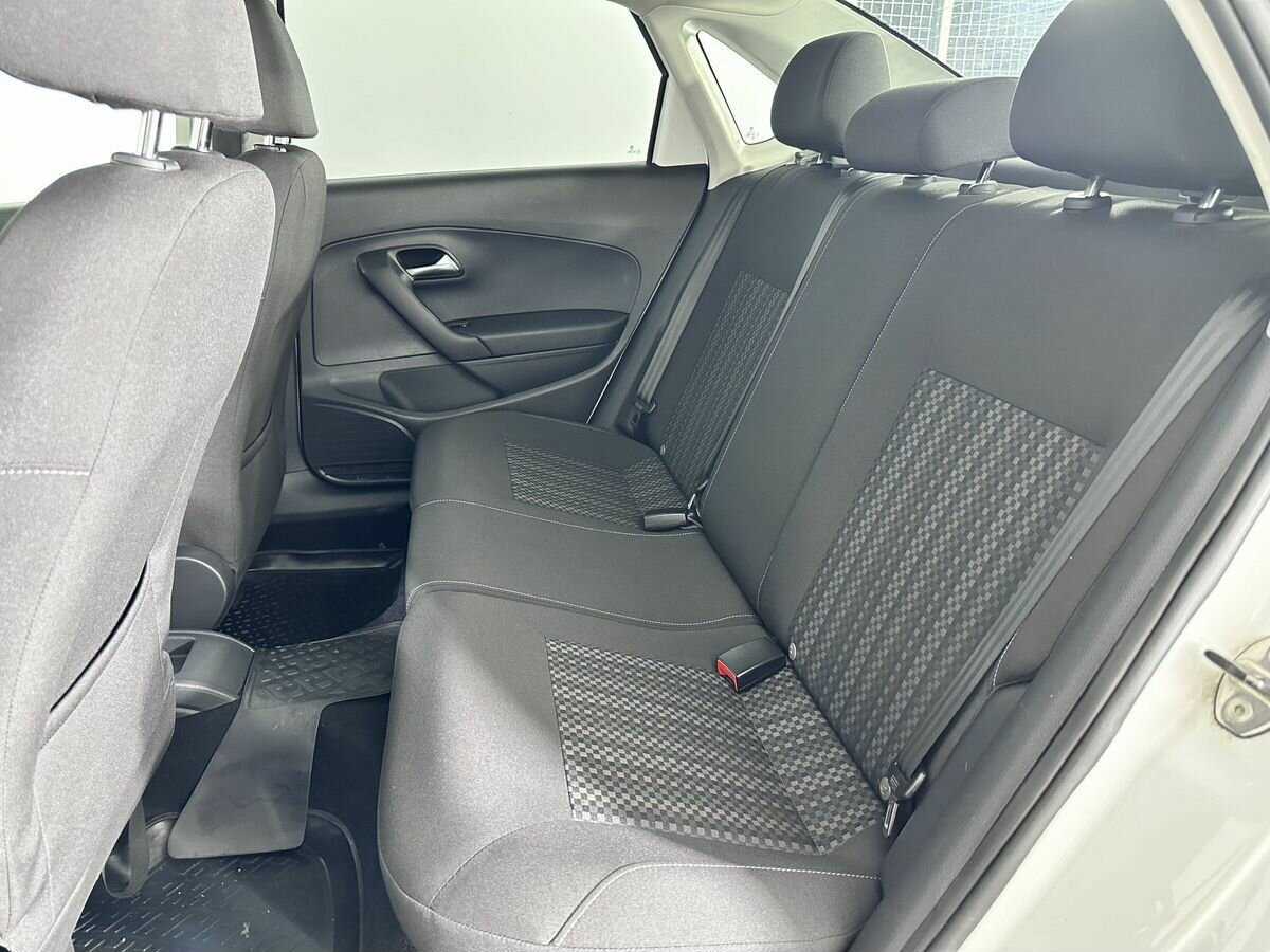 Volkswagen Polo, 2016 - Фото №13