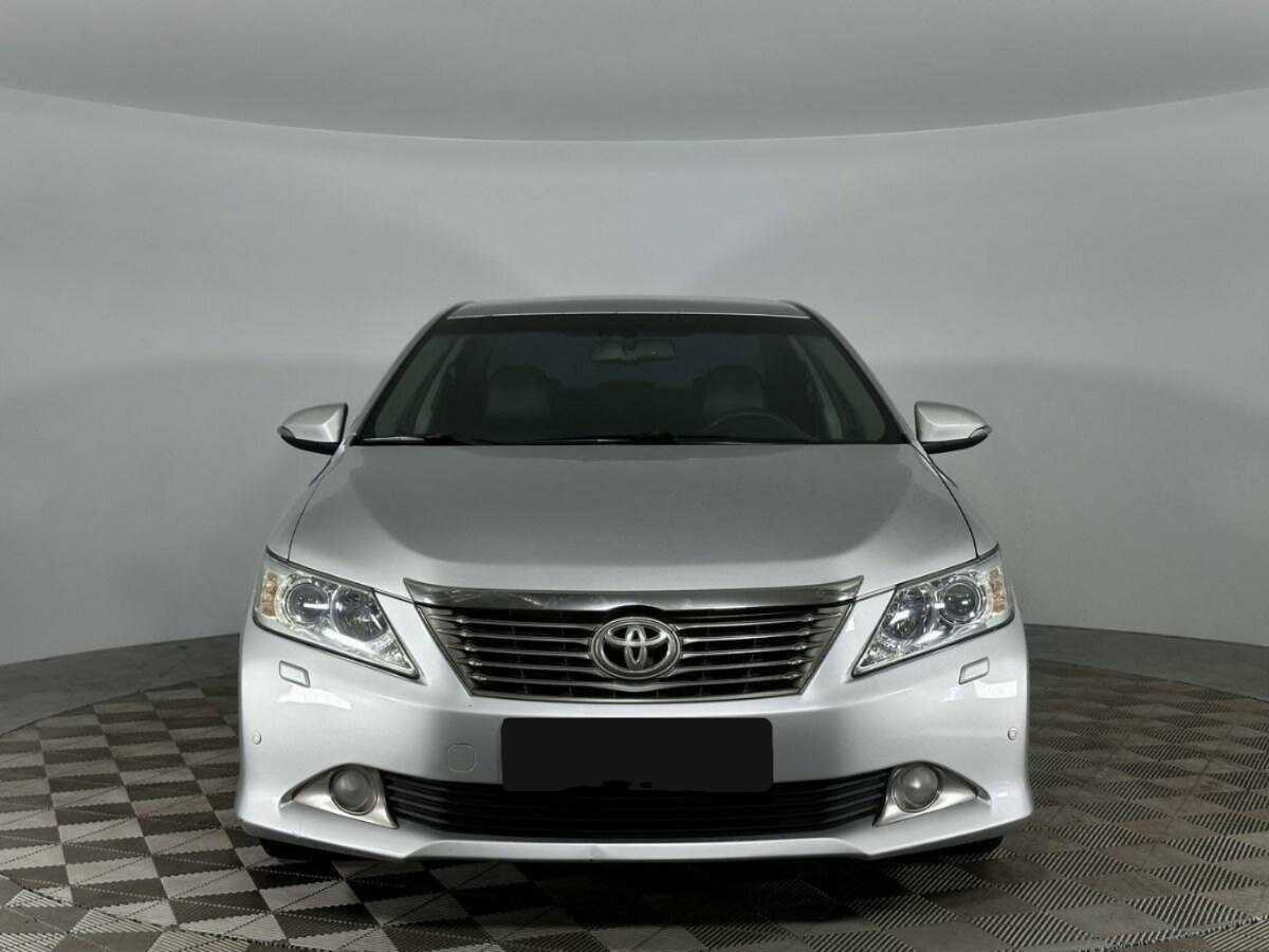 Toyota Camry, 2014 - Фото №2