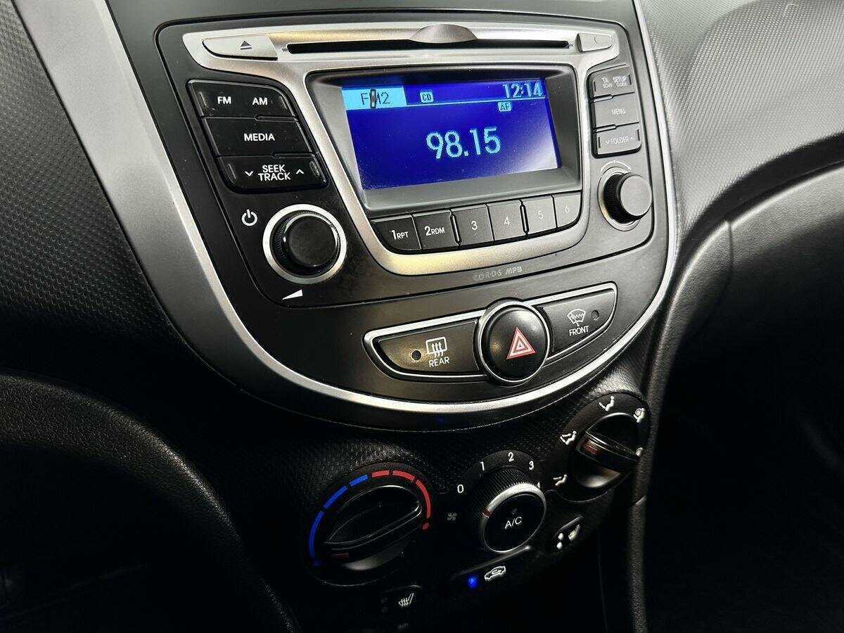 Hyundai Solaris, 2015 - Фото №11