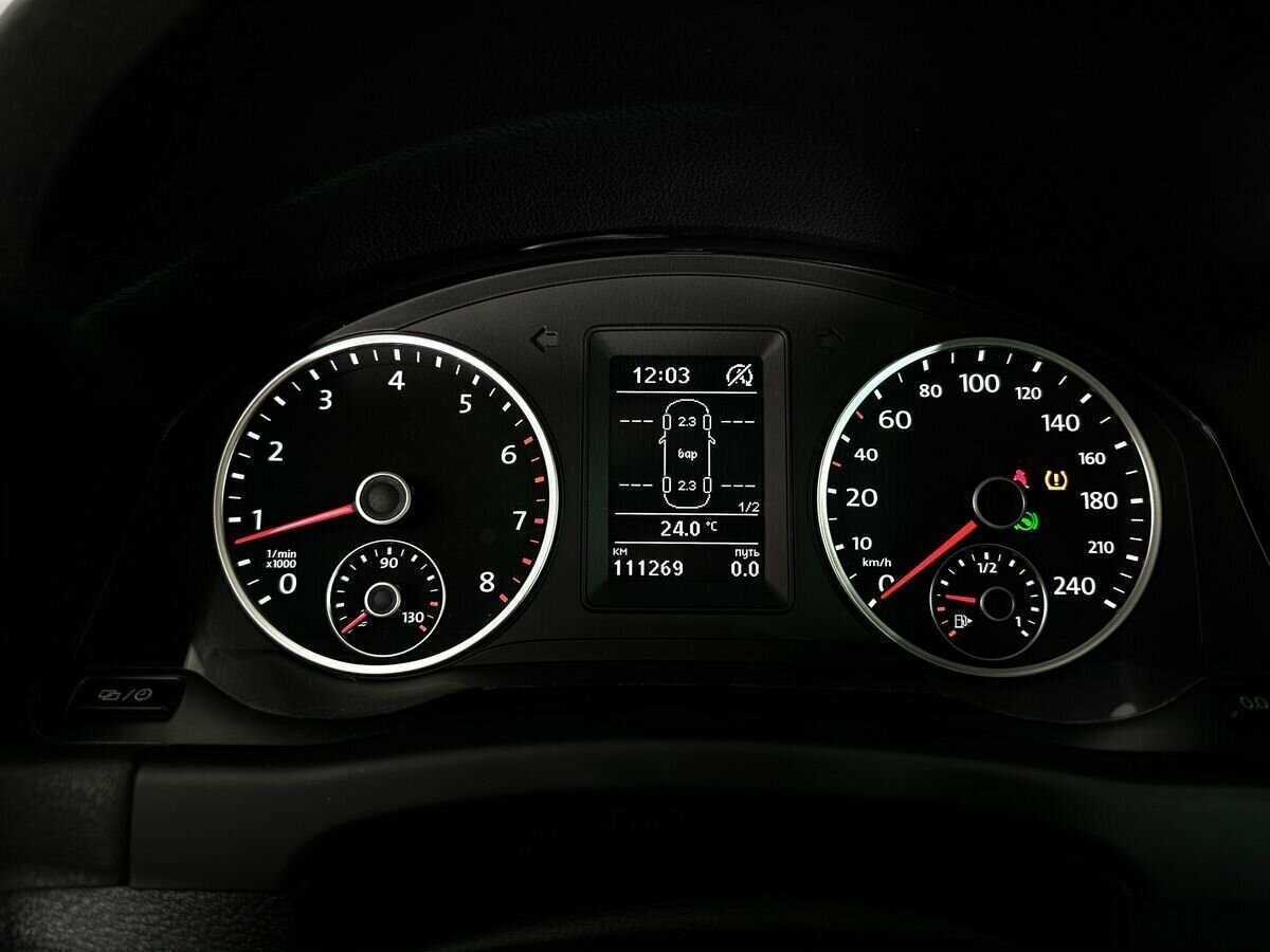 Volkswagen Tiguan, 2016 - Фото №11
