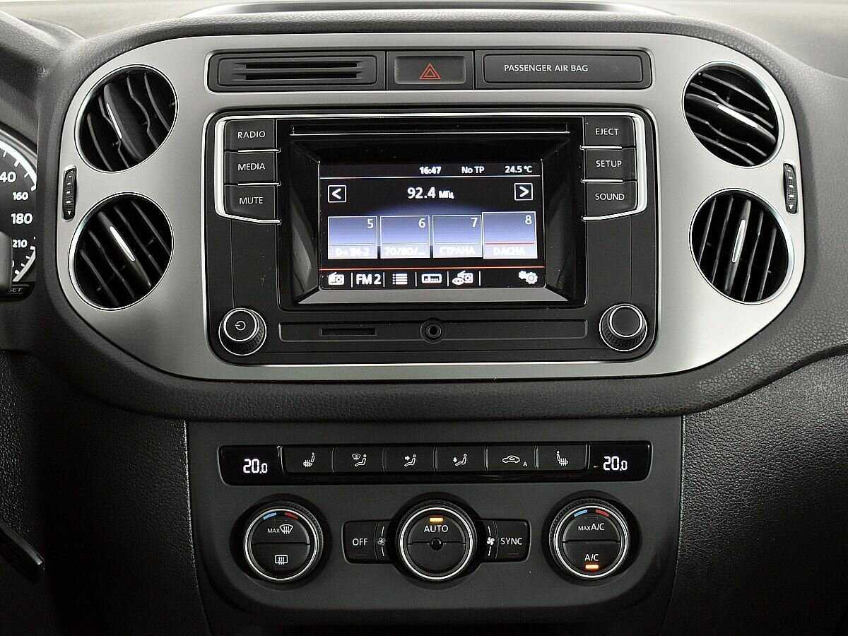 Volkswagen Tiguan, 2016 - Фото №12