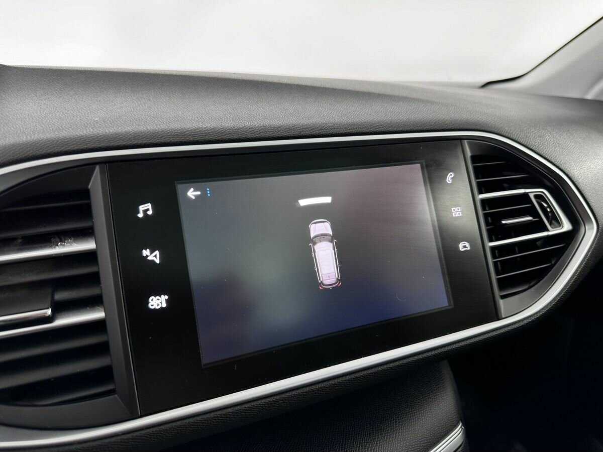 Peugeot 308, 2018 - Фото №11