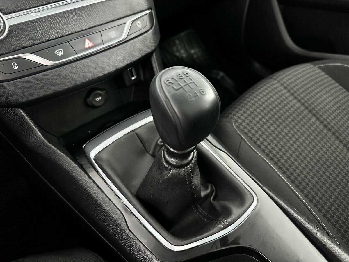 Peugeot 308, 2018 - Фото №12