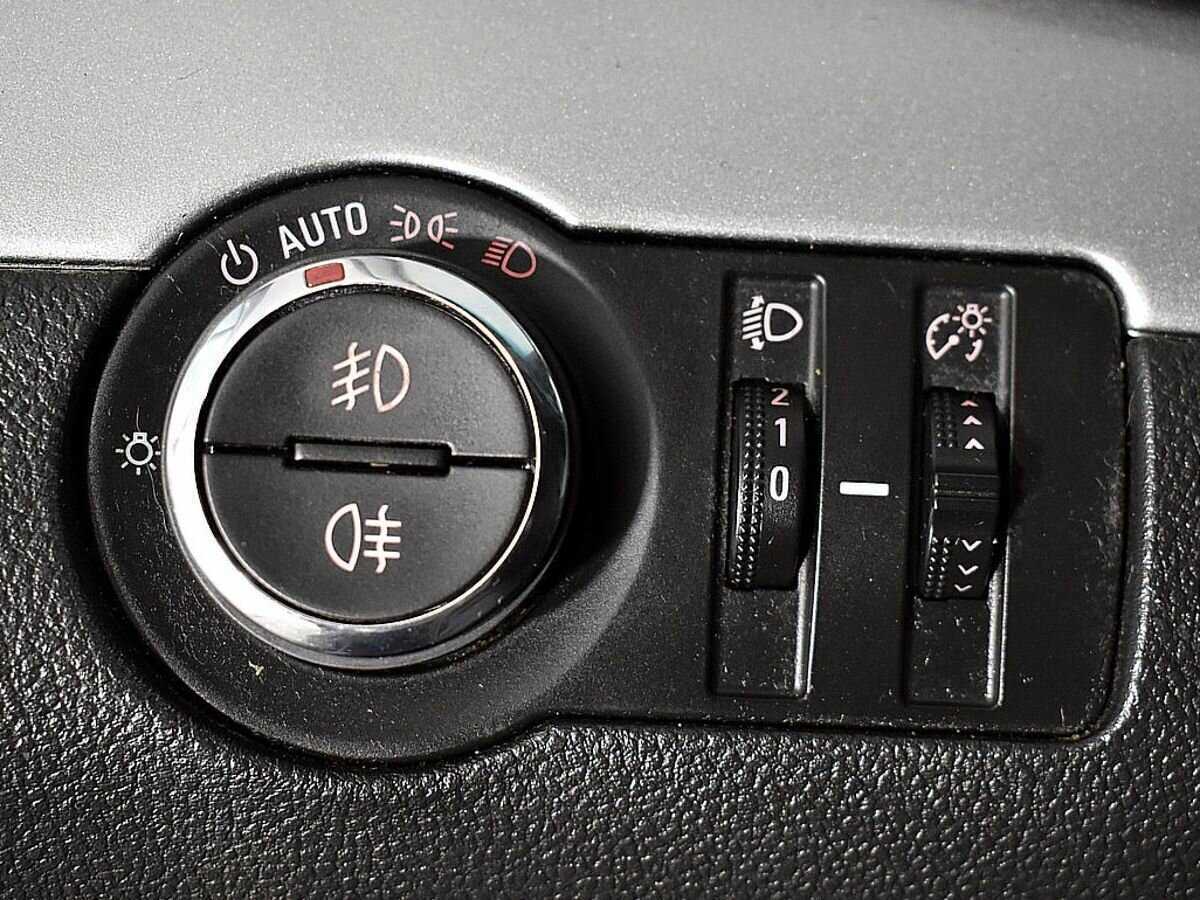 Opel Mokka, 2013 - Фото №15