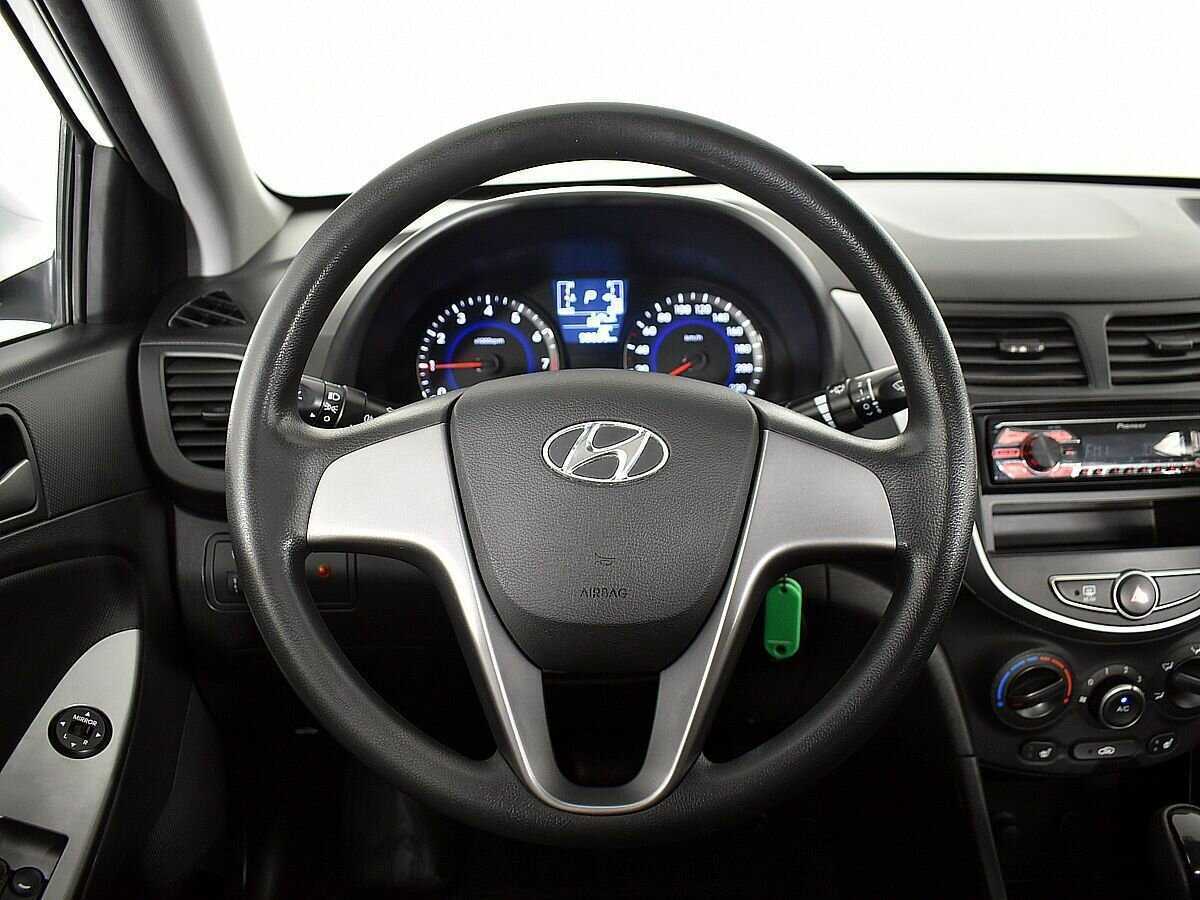 Hyundai Solaris, 2014 - Фото №10