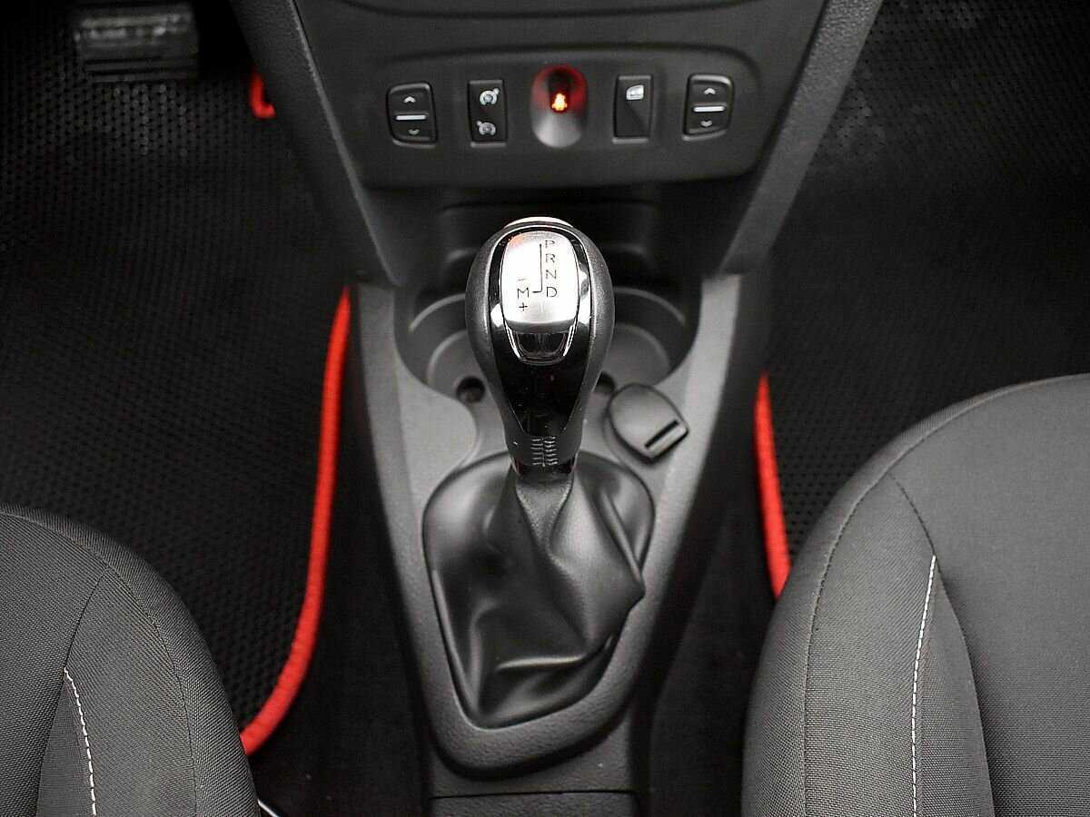 Renault Sandero Stepway, 2017 - Фото №13