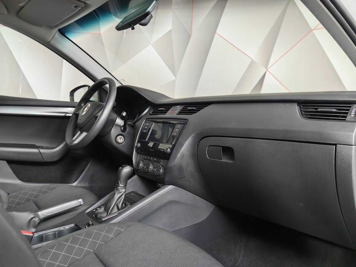 Skoda Octavia, 2020 - Фото №8