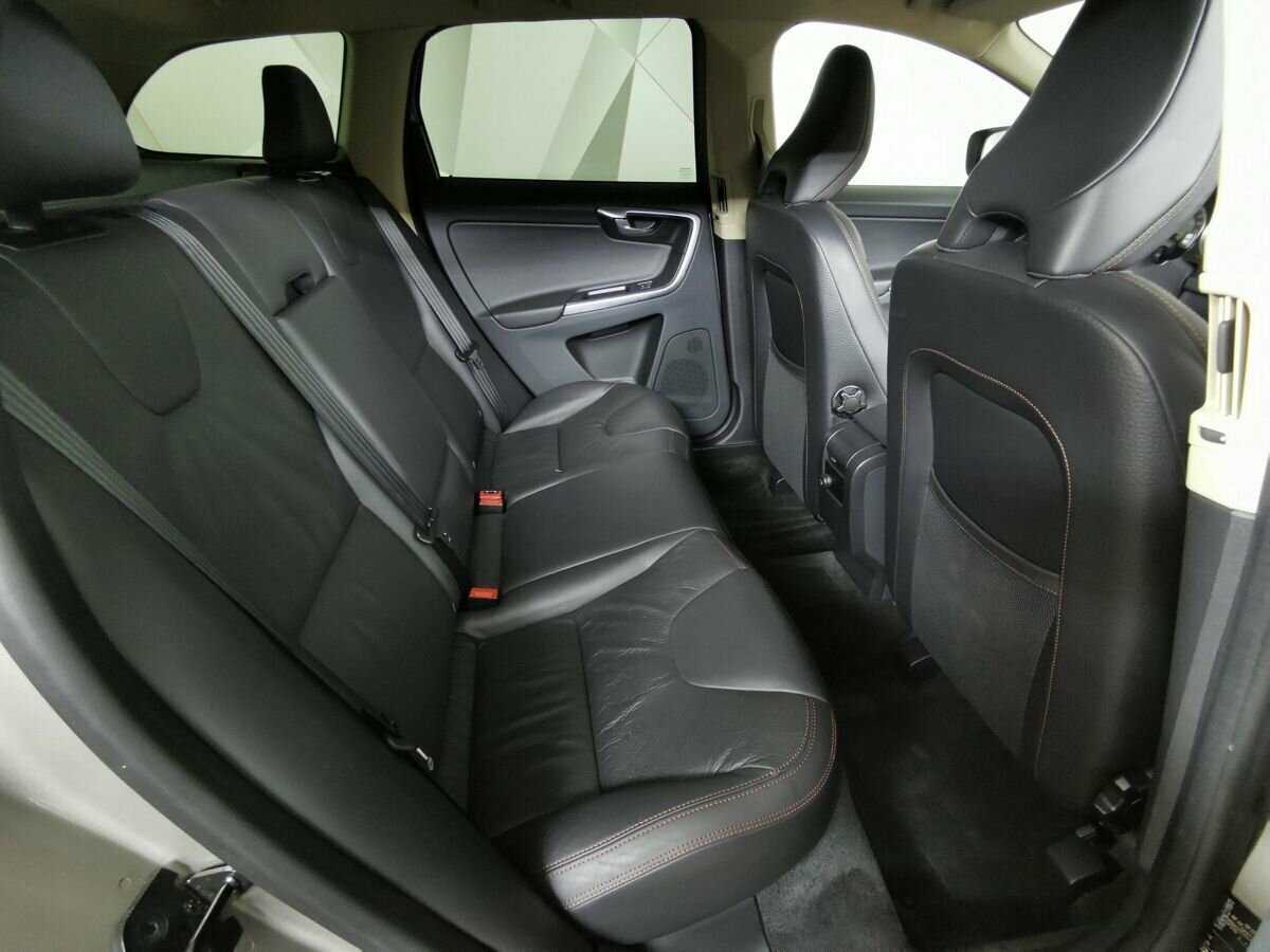 Volvo XC60, 2012 - Фото №11