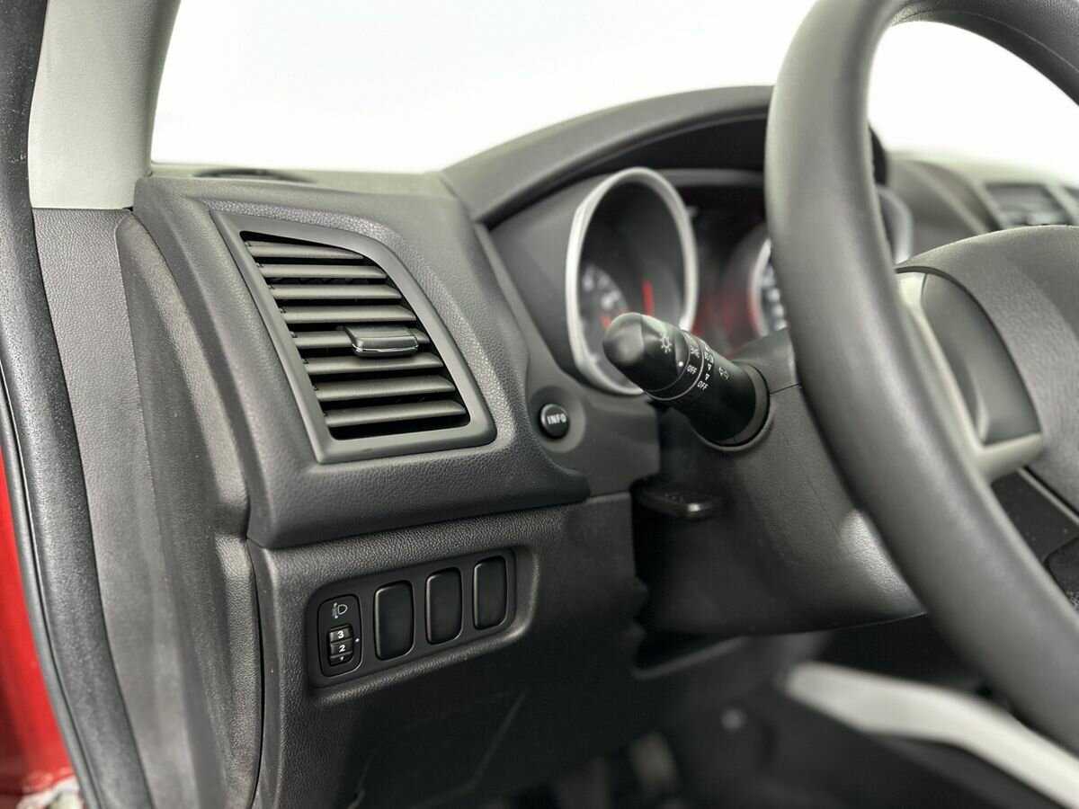 Mitsubishi ASX, 2013 - Фото №8