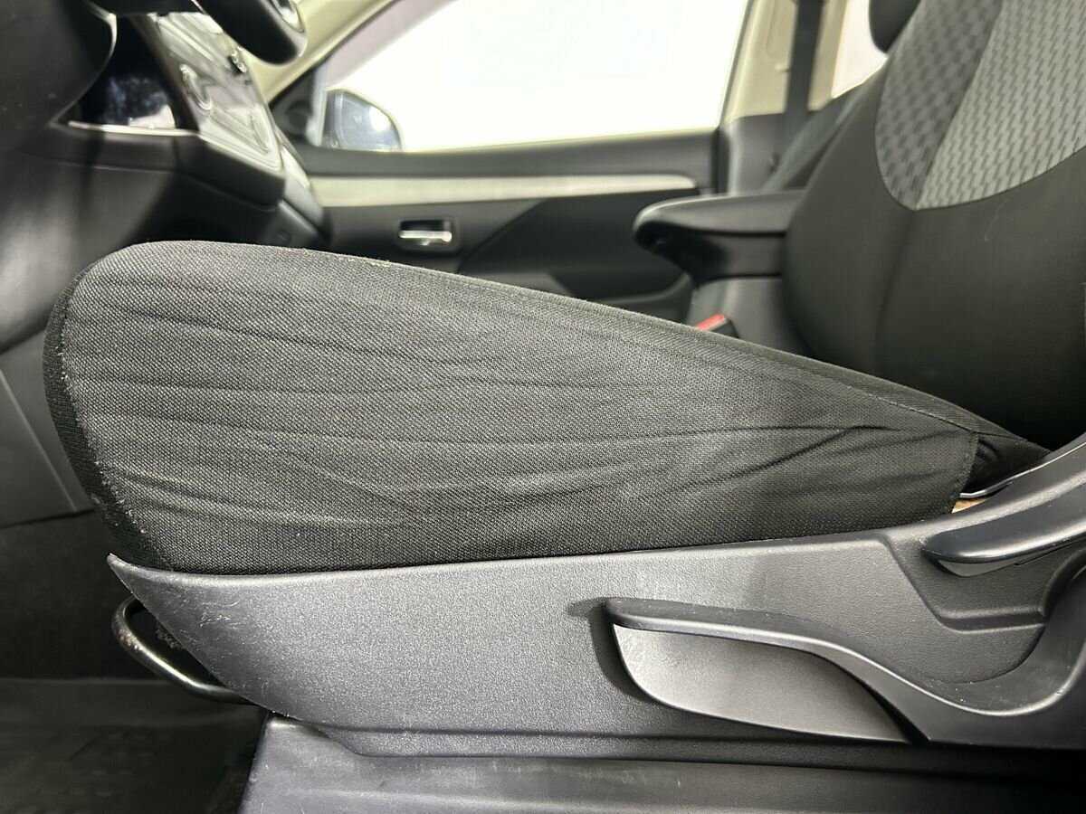 Mitsubishi Outlander, 2015 - Фото №8