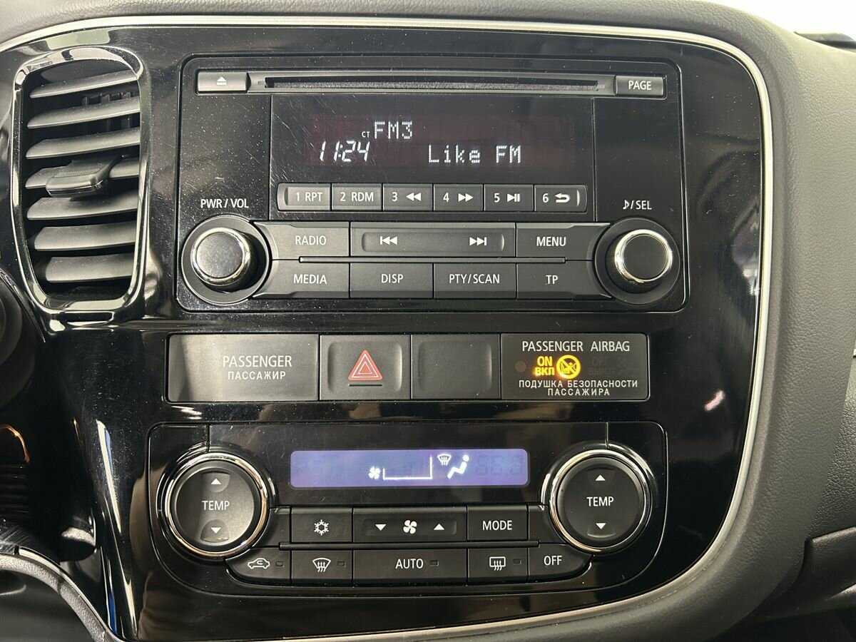 Mitsubishi Outlander, 2015 - Фото №10