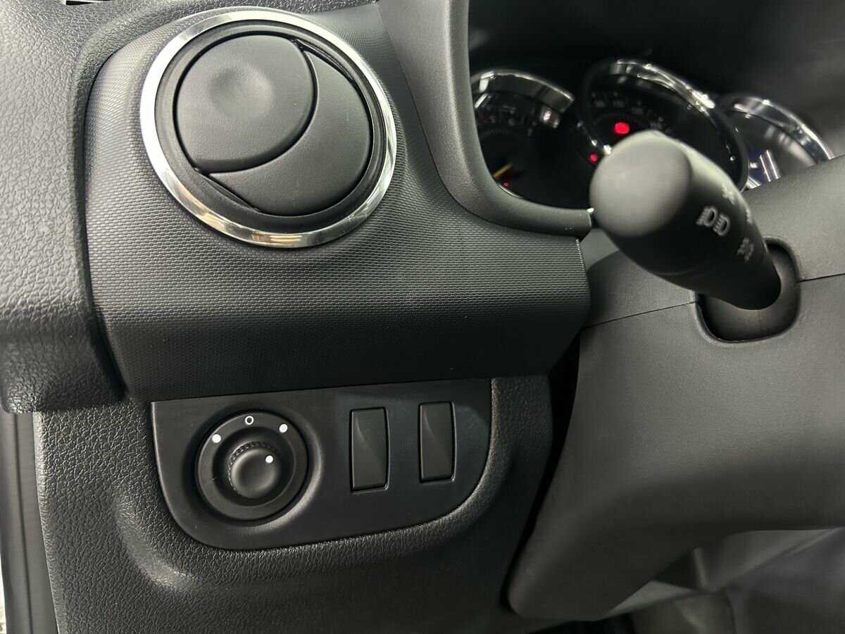 Renault Sandero Stepway, 2021 - Фото №8