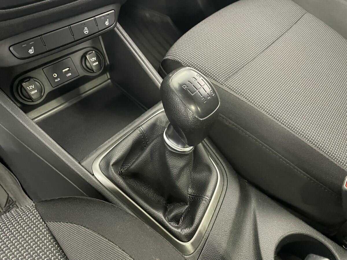 Hyundai Solaris, 2017 - Фото №12