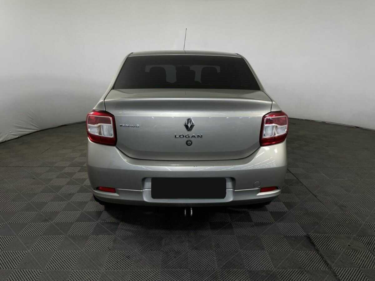 Renault Logan, 2018 - Фото №2