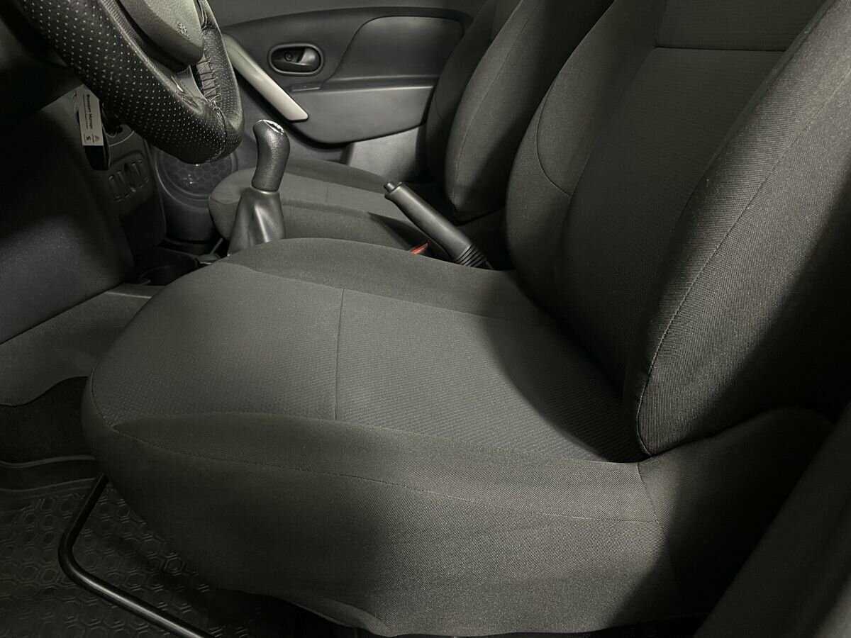 Renault Logan, 2018 - Фото №9