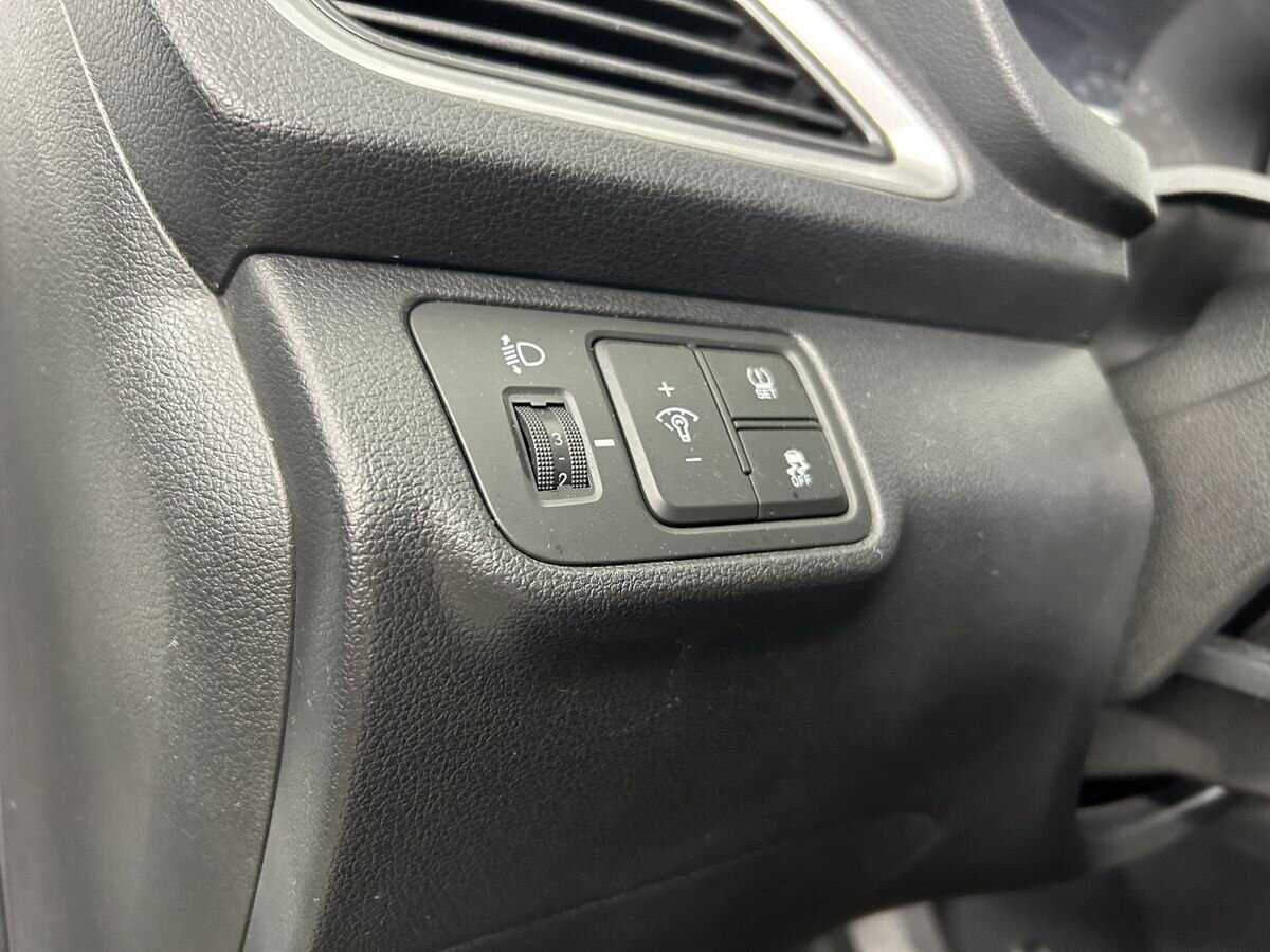 Hyundai Solaris, 2017 - Фото №8