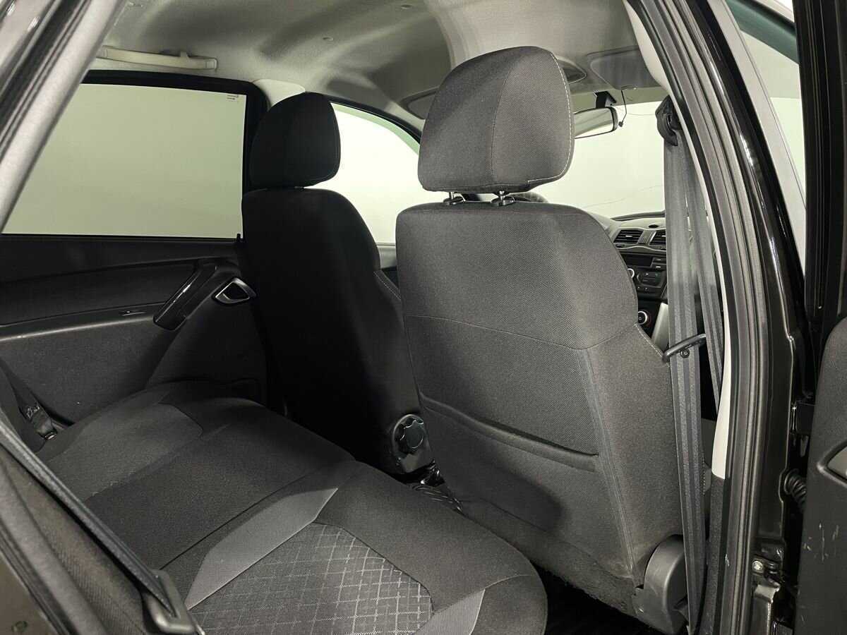 Lada (ВАЗ) Granta, 2019 - Фото №15